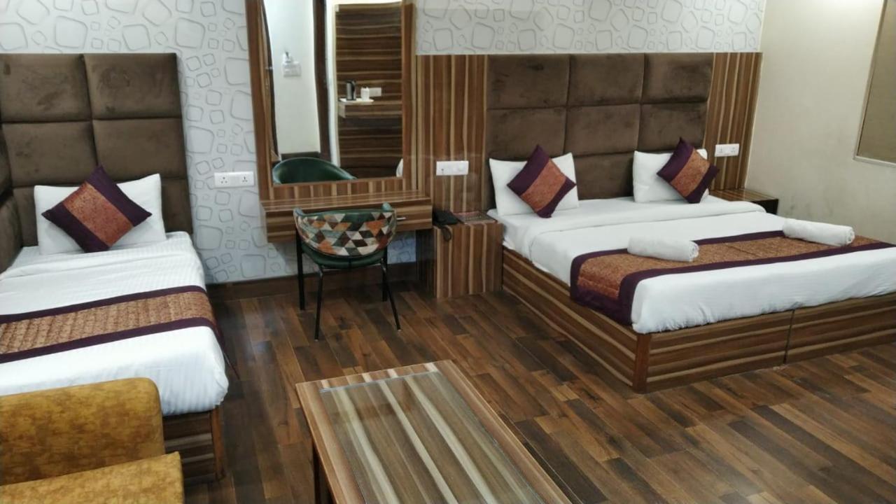 Hotel Singh Continetal Dillí Exteriér fotografie