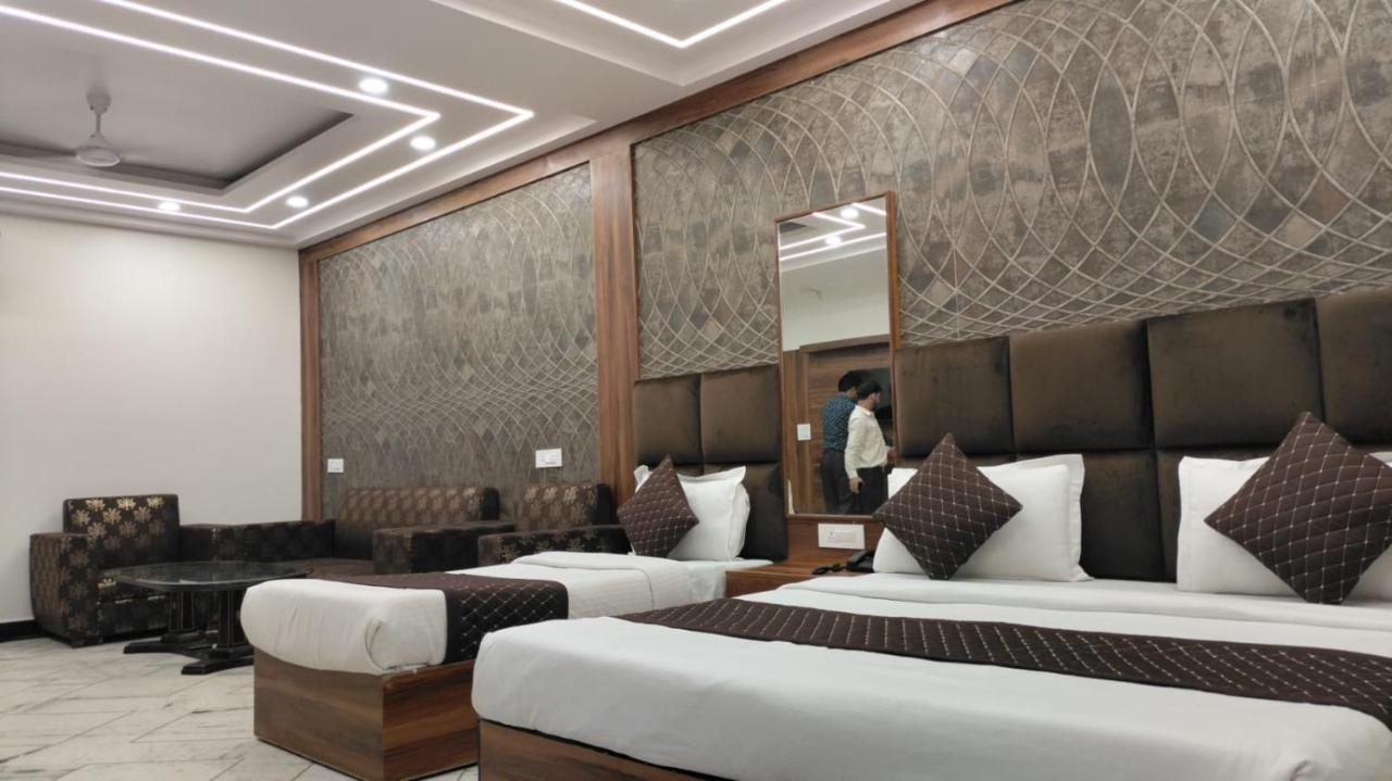 Hotel Singh Continetal Dillí Exteriér fotografie