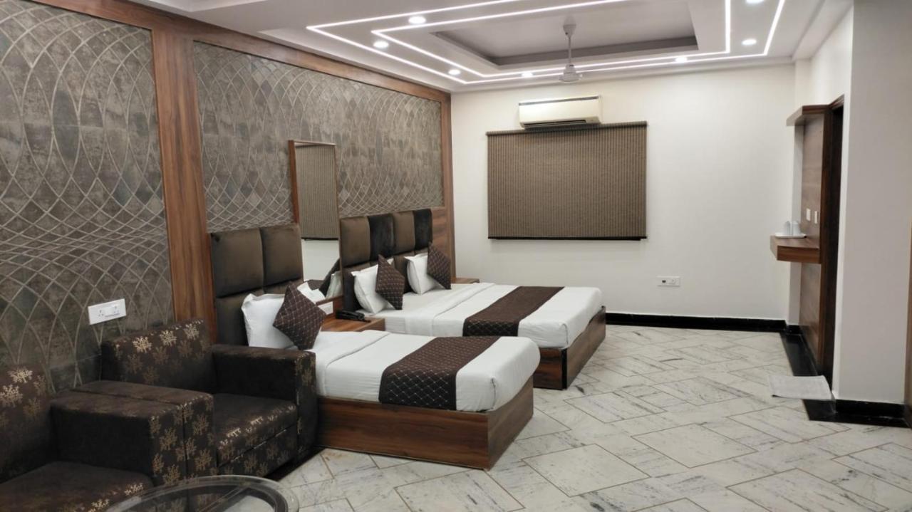 Hotel Singh Continetal Dillí Exteriér fotografie