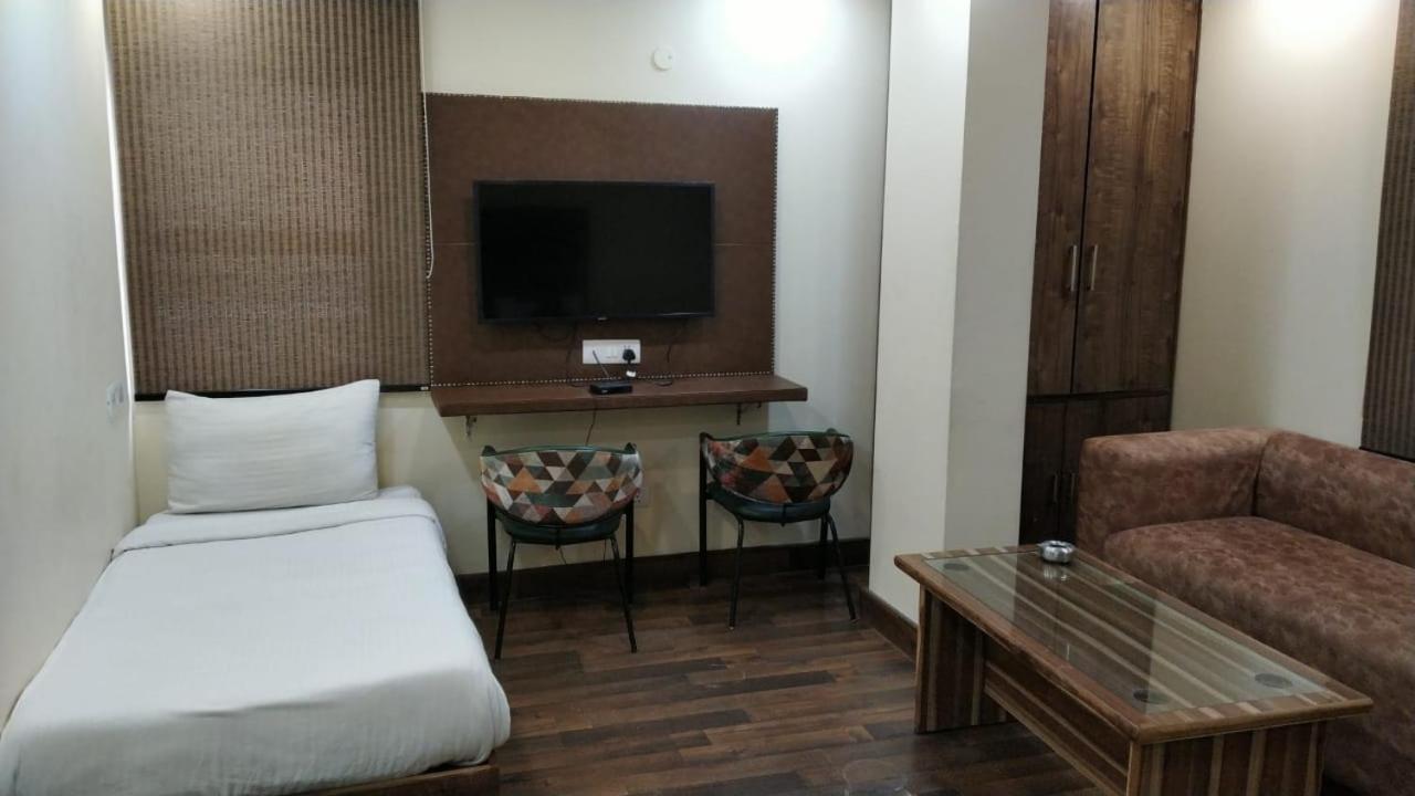 Hotel Singh Continetal Dillí Exteriér fotografie
