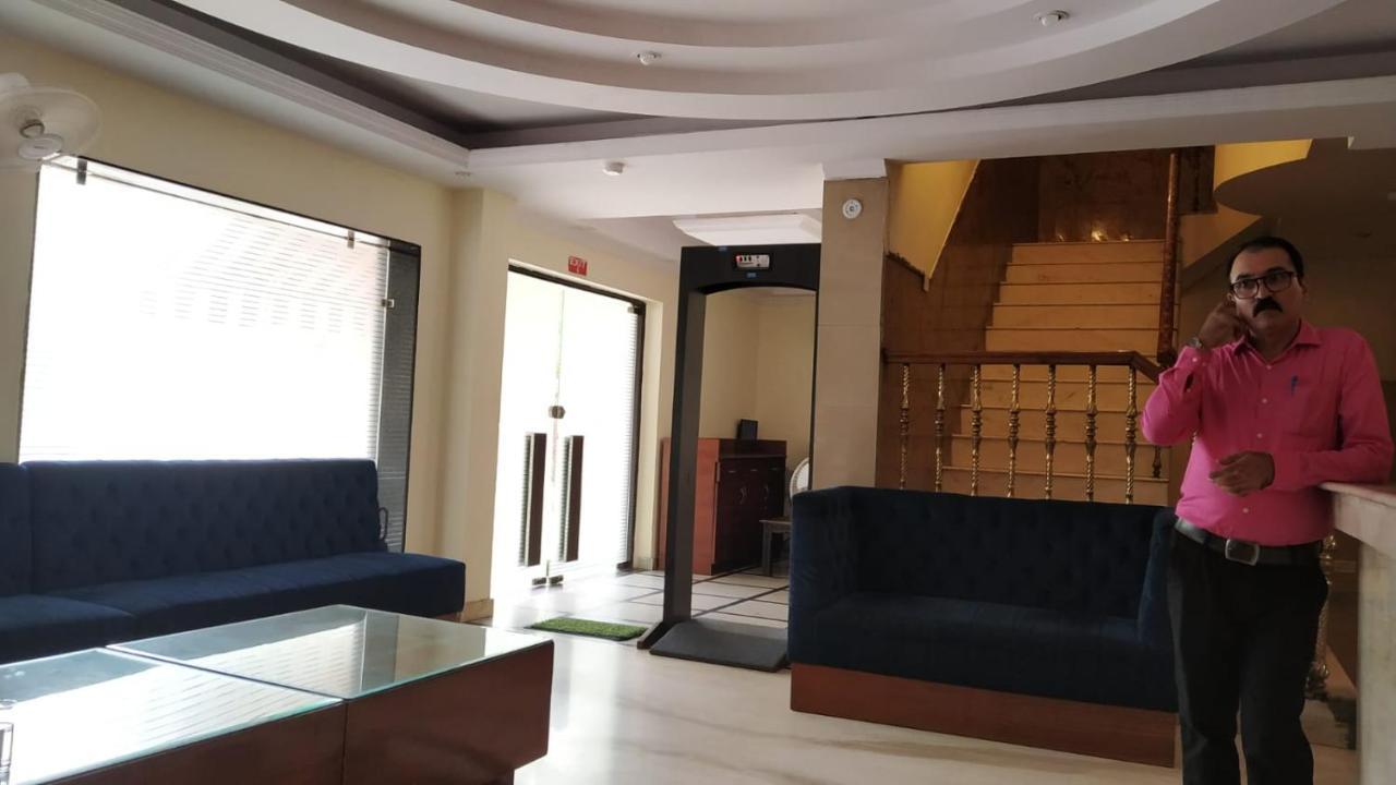 Hotel Singh Continetal Dillí Exteriér fotografie