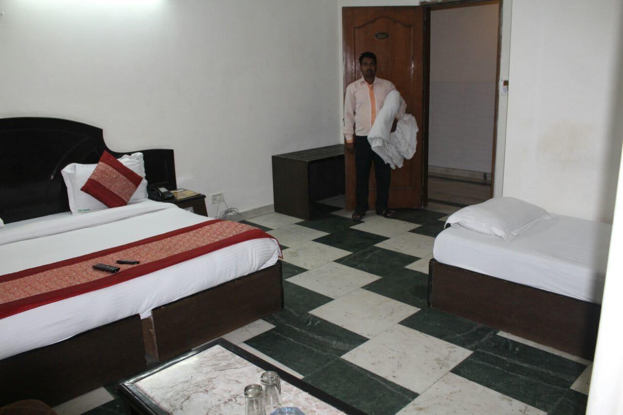 Hotel Singh Continetal Dillí Exteriér fotografie