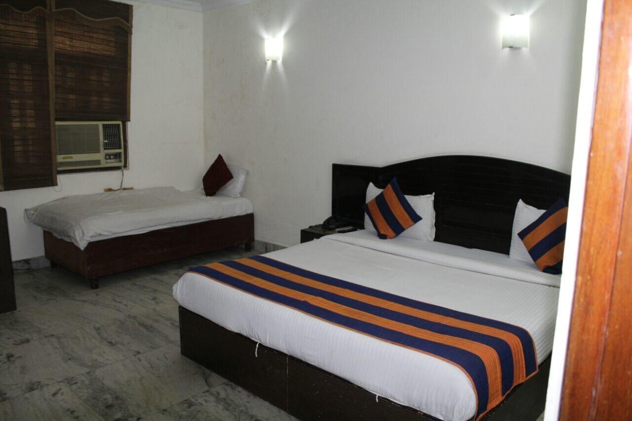 Hotel Singh Continetal Dillí Exteriér fotografie