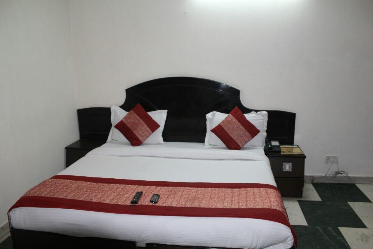 Hotel Singh Continetal Dillí Exteriér fotografie