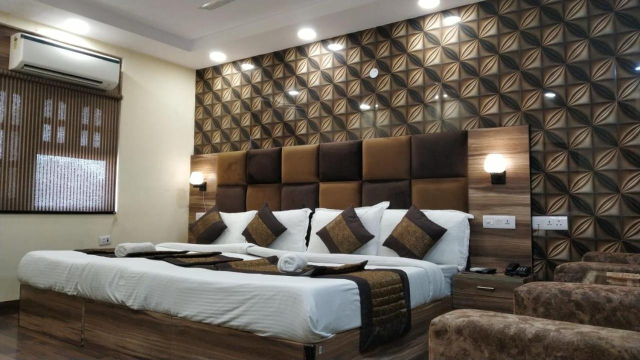 Hotel Singh Continetal Dillí Exteriér fotografie